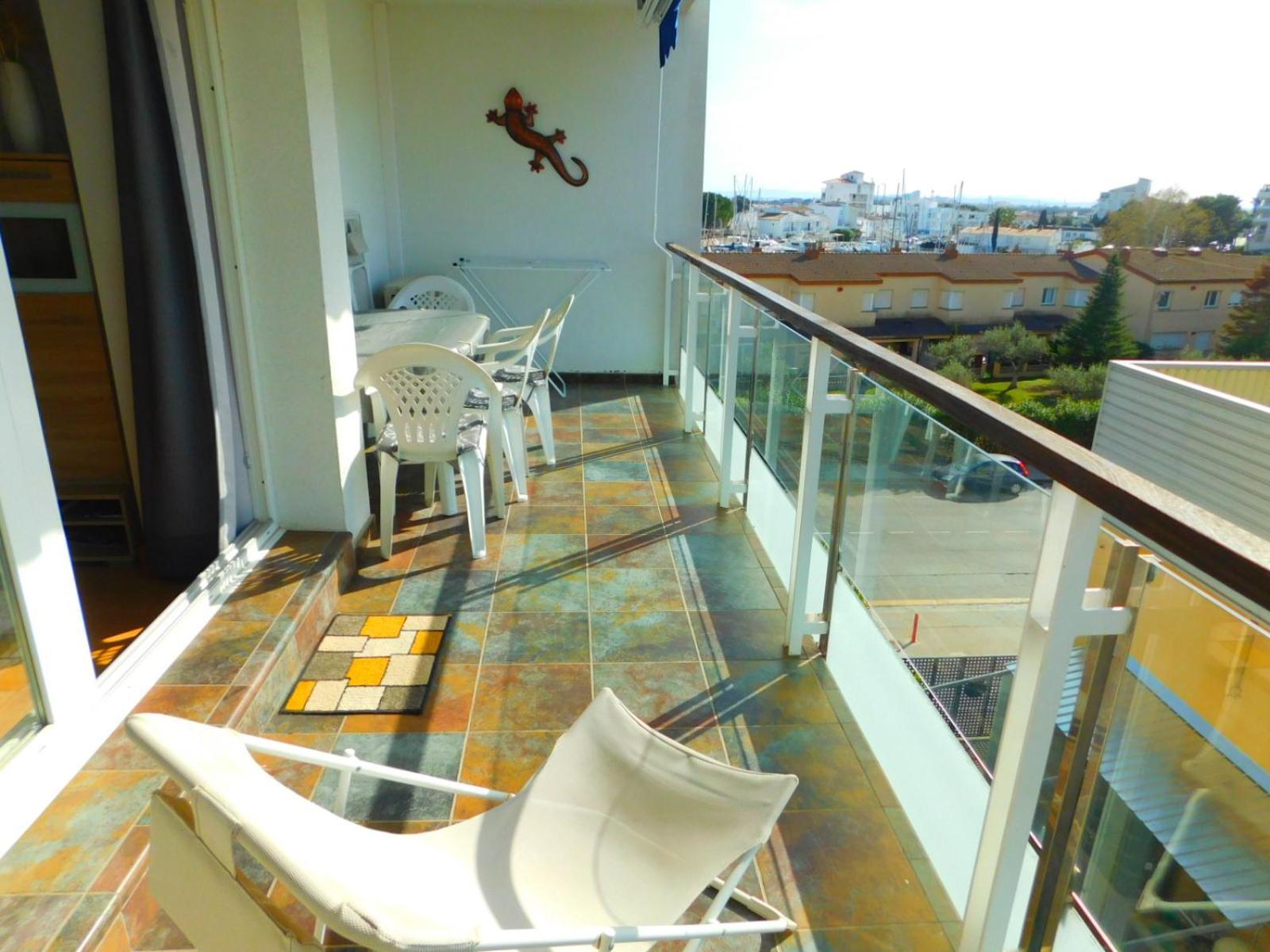 Gmid Immo Apartamento Portomarina Roses Exterior photo